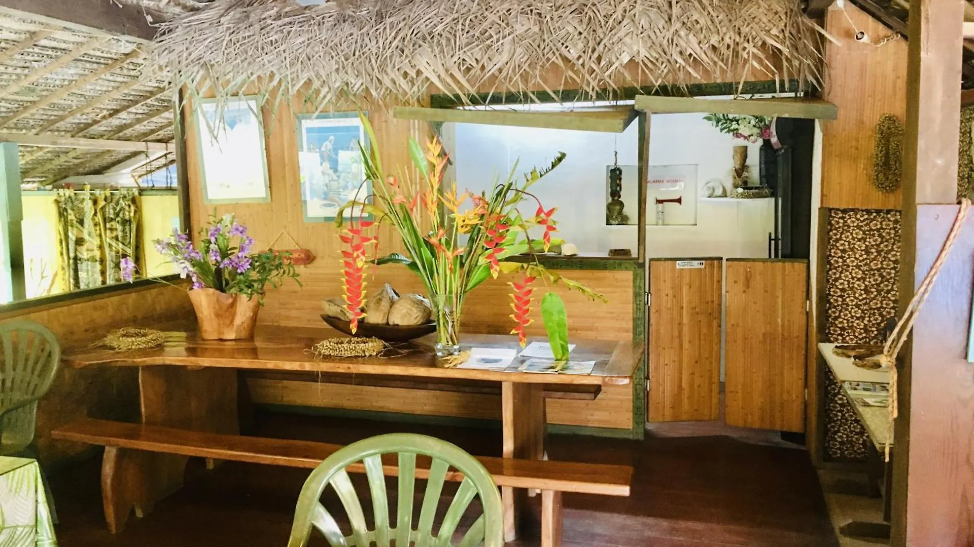 Huahine - Bungalow Perroquet Fare 0*,  法属玻利尼西亚